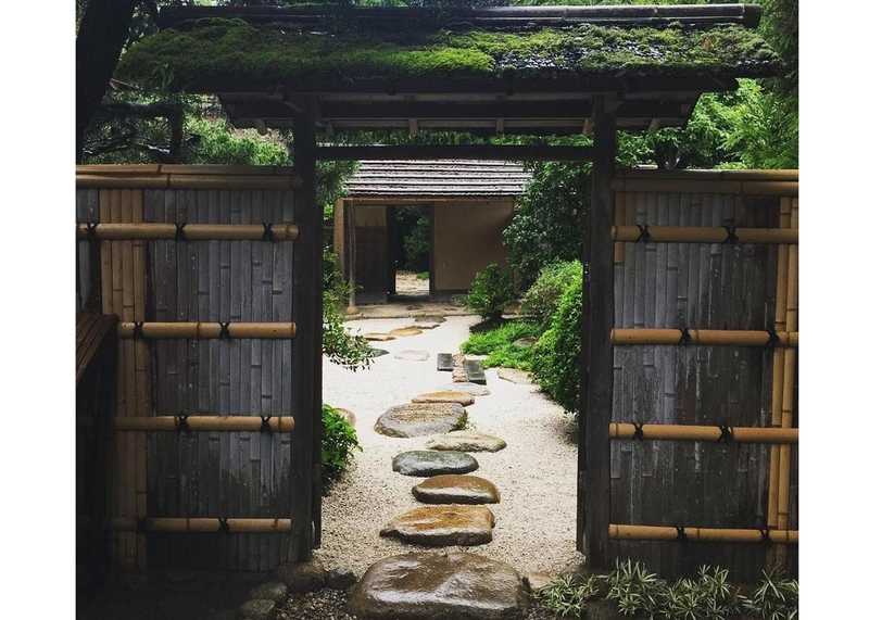 © Wabisabimind, Garden Entrance